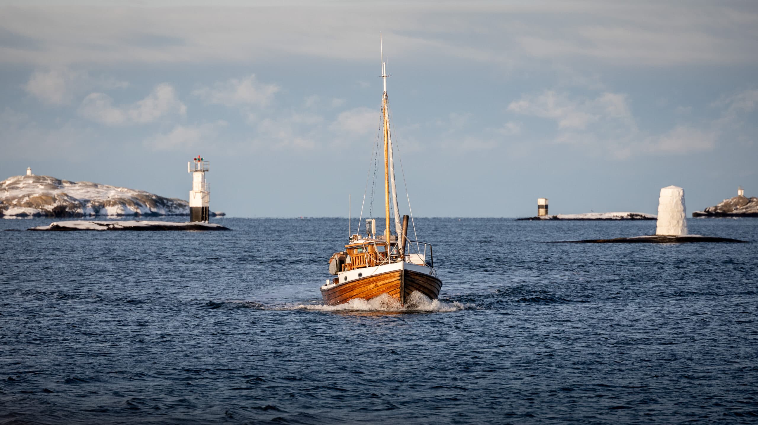 Vinterskärgård – guidad båttur
