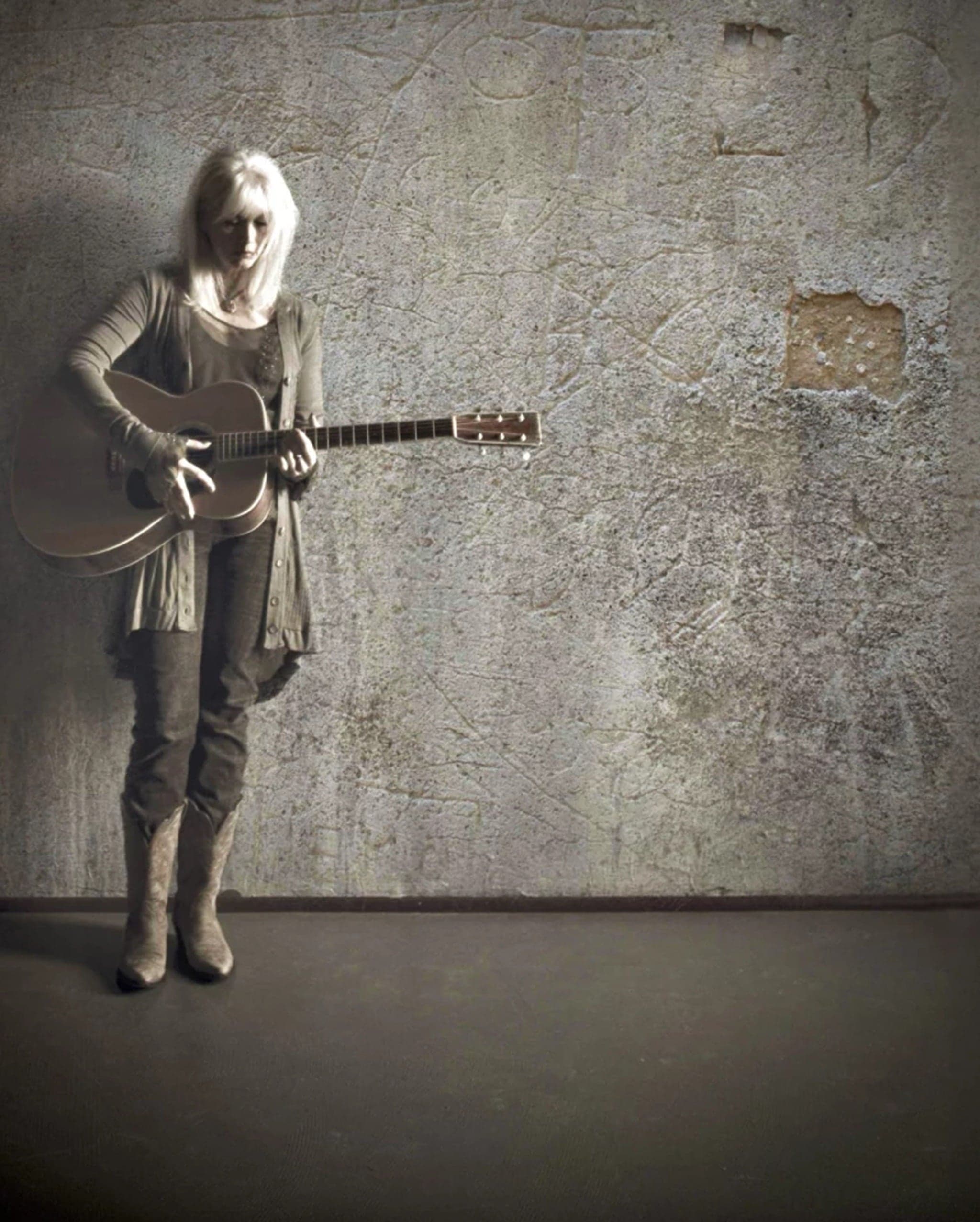 Emmylou Harris, Platinum Tickets